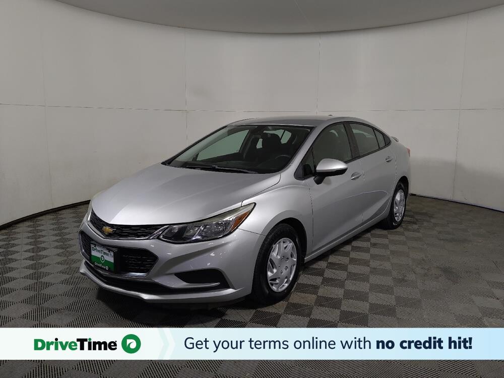 2018 Chevrolet Cruze in Midlothian, IL 60445 - 18130411