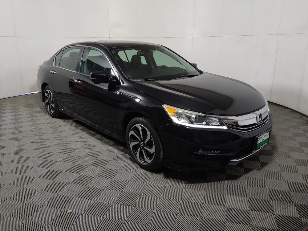 2017 Honda Accord in Midlothian, IL 60445 - 18130412 13