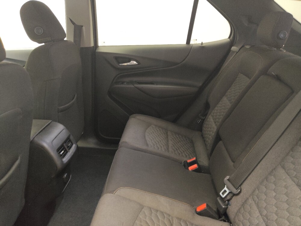 2018 Chevrolet Equinox in Midlothian, IL 60445 - 18130413 18