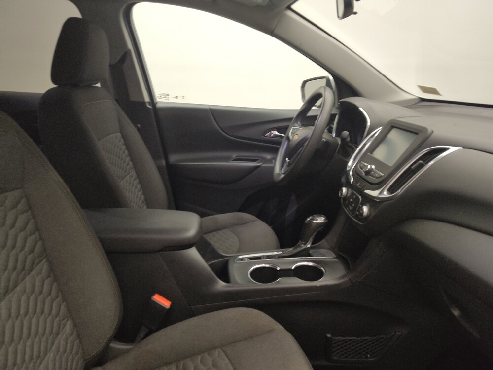 2018 Chevrolet Equinox in Midlothian, IL 60445 - 18130413 21