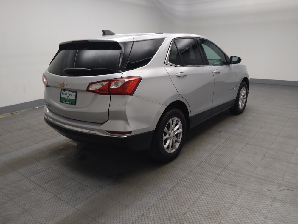 2018 Chevrolet Equinox in Midlothian, IL 60445 - 18130413 10