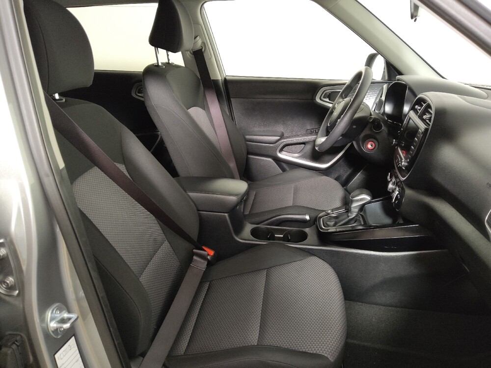 2024 Kia Soul in Midlothian, IL 60445 - 18130414 21