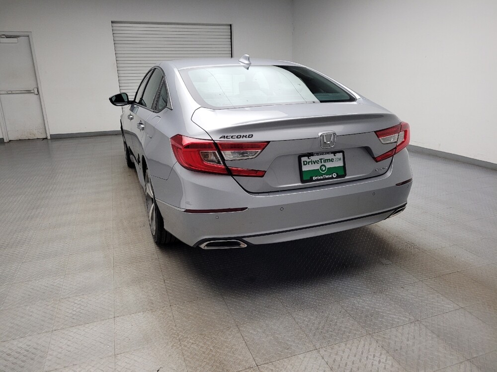 2018 Honda Accord in Taylor, MI 48180 - 18130417 6
