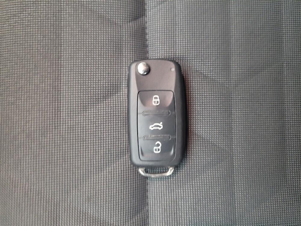 2021 Volkswagen Passat in Taylor, MI 48180 - 18130419 32