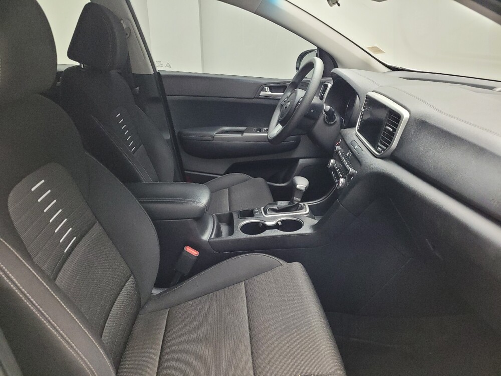 2022 Kia Sportage in Taylor, MI 48180 - 18130420 21