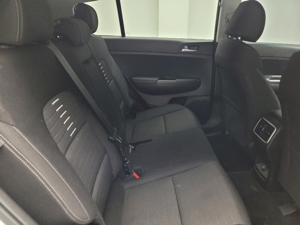 2022 Kia Sportage in Taylor, MI 48180 - 18130420 19