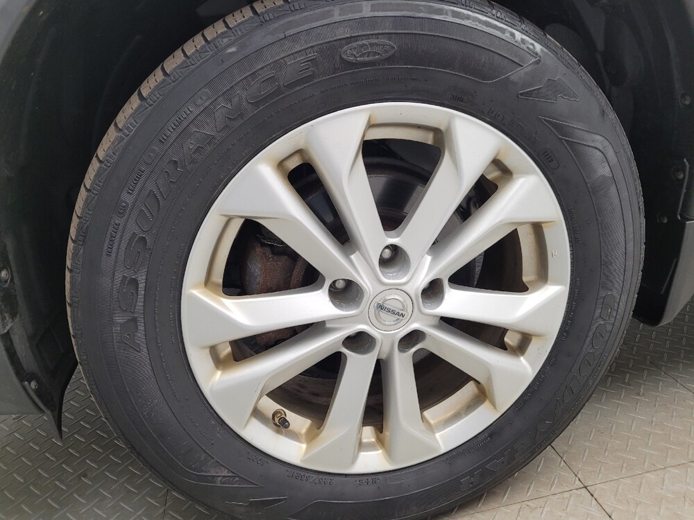 2016 Nissan Rogue in Taylor, MI 48180 - 18130421 31