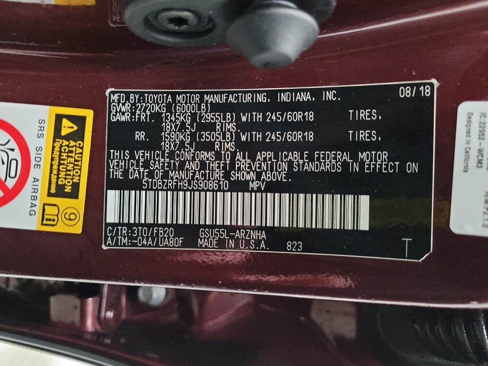 2018 Toyota Highlander in Taylor, MI 48180 - 18130422 33