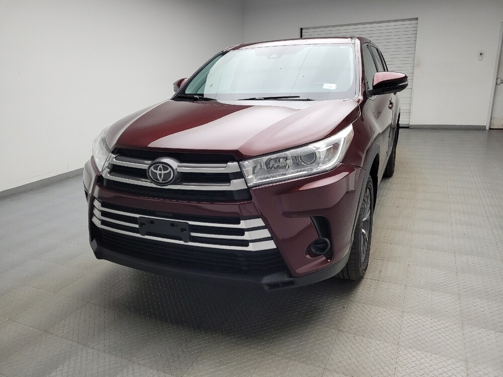 2018 Toyota Highlander in Taylor, MI 48180 - 18130422 15