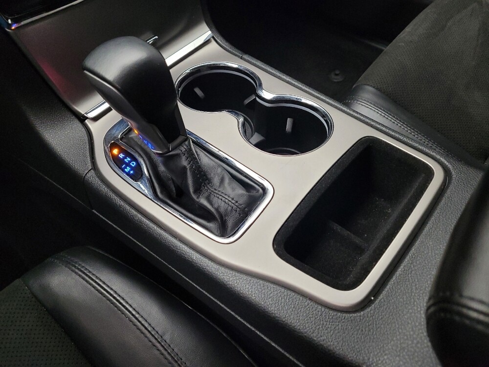 2021 Jeep Grand Cherokee in Taylor, MI 48180 - 18130423 26