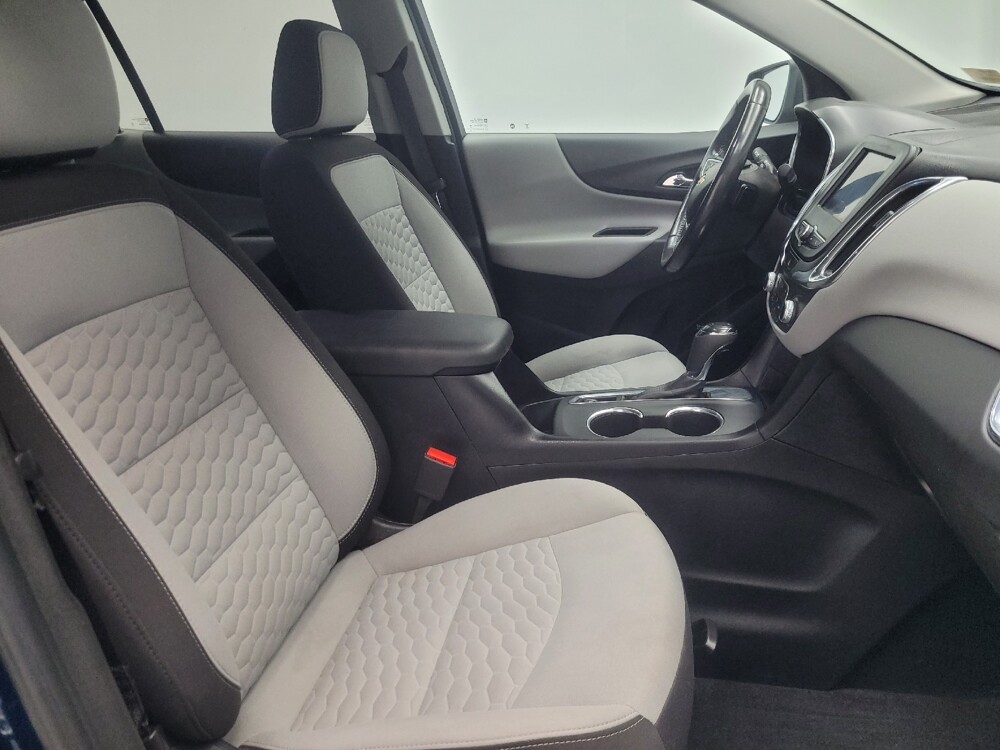 2020 Chevrolet Equinox in Indianapolis, IN 46222 - 18130424 21