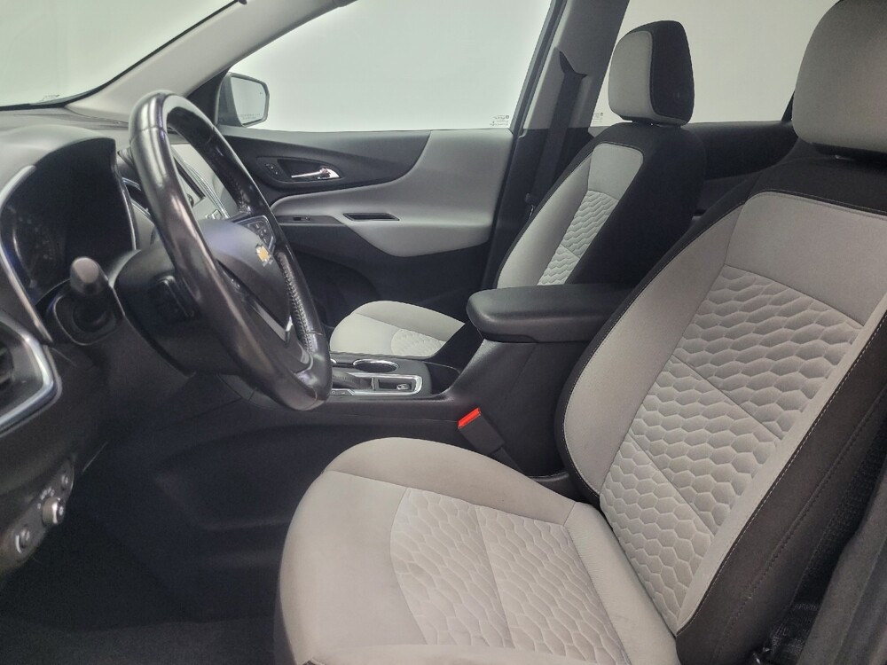 2020 Chevrolet Equinox in Indianapolis, IN 46222 - 18130424 17