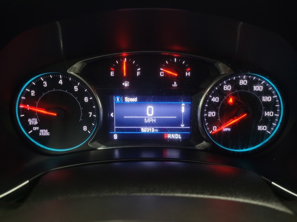 2020 Chevrolet Equinox in Indianapolis, IN 46222 - 18130424 23