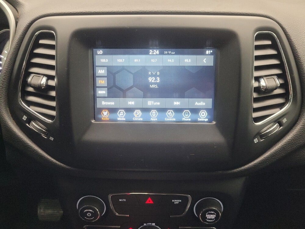 2019 Jeep Compass in Indianapolis, IN 46222 - 18130426 25