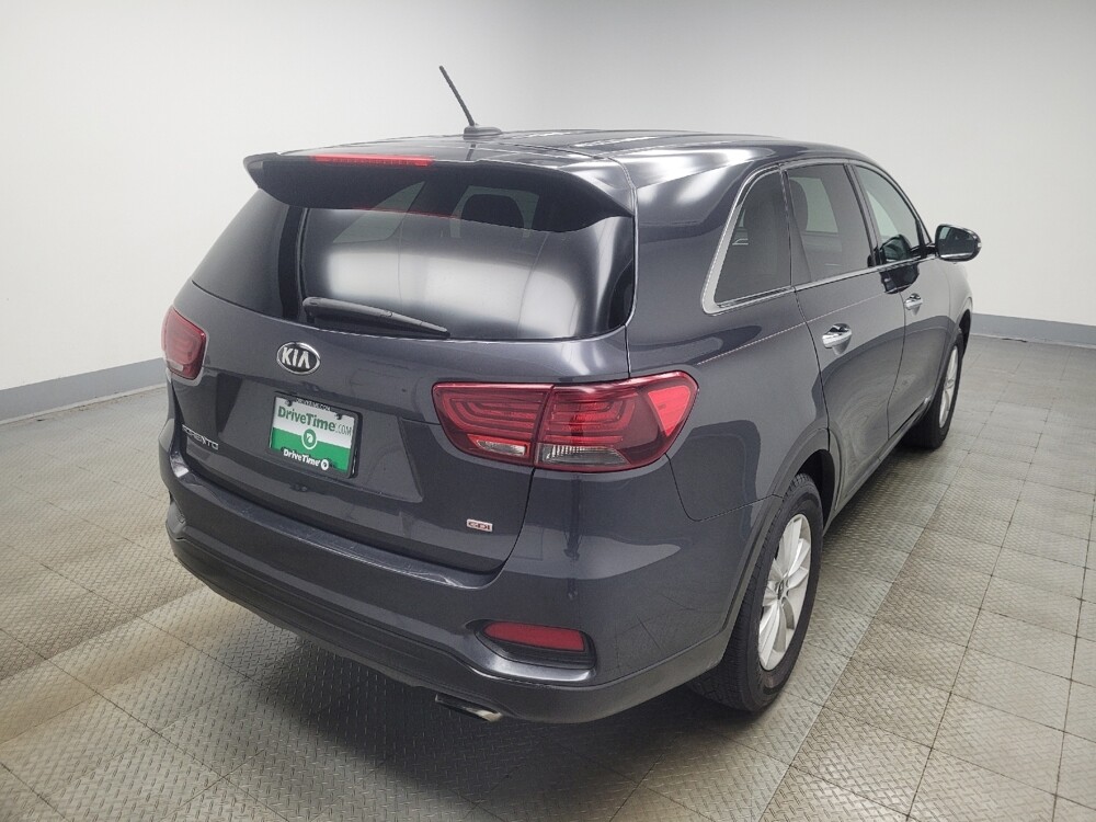 2019 Kia Sorento in Ft Wayne, IN 46805 - 18130427 9
