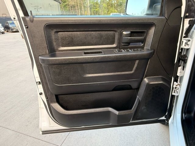 2013 RAM 1500 in Knoxville, TN 37920 - 18130428 26