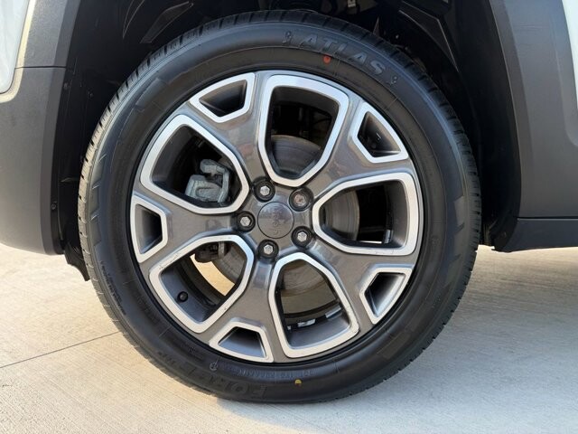 2018 Jeep Renegade in Knoxville, TN 37920 - 18130430 27