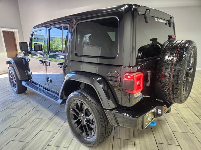 2021 Jeep Wrangler in Cinnaminson, NJ 08077 - 18130431 3