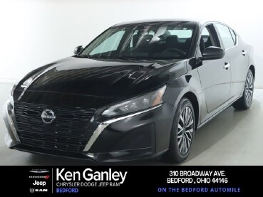 2025 Nissan Altima in Bedford, OH 44146
