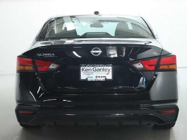 2025 Nissan Altima in Bedford, OH 44146 - 18130442 41