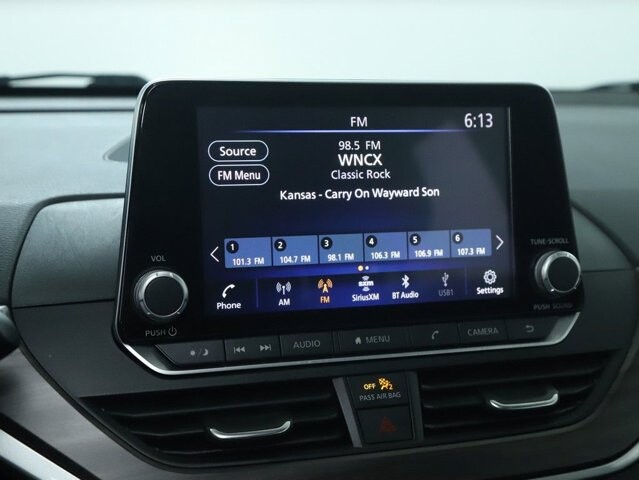 2025 Nissan Altima in Bedford, OH 44146 - 18130442 24