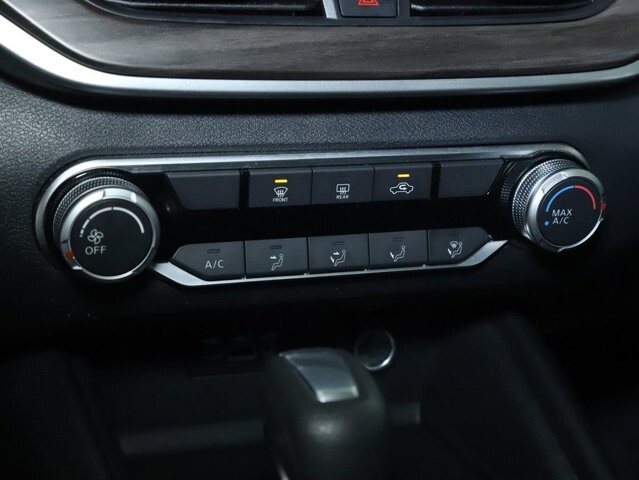 2025 Nissan Altima in Bedford, OH 44146 - 18130442 25