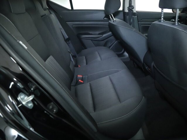 2025 Nissan Altima in Bedford, OH 44146 - 18130442 31