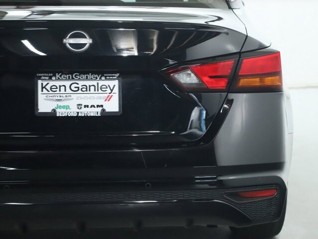 2025 Nissan Altima in Bedford, OH 44146 - 18130442 43