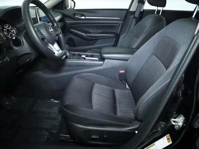 2025 Nissan Altima in Bedford, OH 44146 - 18130442 18