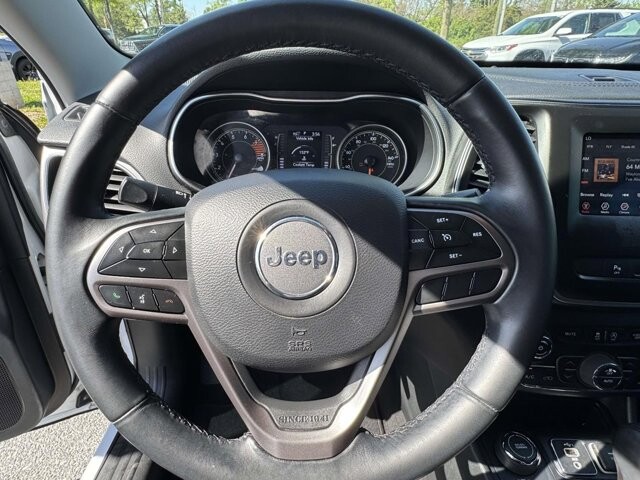 2019 Jeep Cherokee in Winchester, VA 22602 - 18130447 23