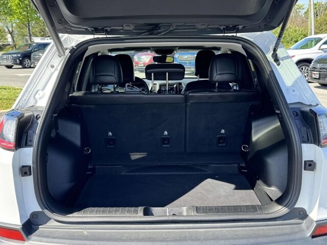 2019 Jeep Cherokee in Winchester, VA 22602 - 18130447 12