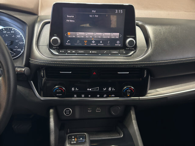 2021 Nissan Rogue in Burlington, WI 53105 - 18130450 26
