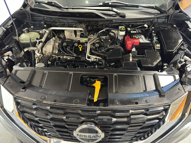 2021 Nissan Rogue in Burlington, WI 53105 - 18130450 33