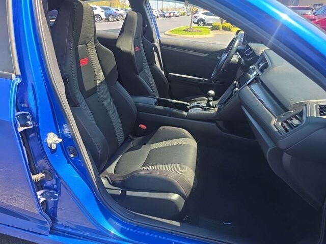 2017 Honda Civic in Marysville, OH 43040 - 18130455 37