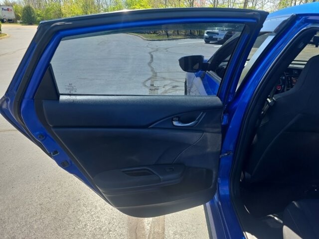 2017 Honda Civic in Marysville, OH 43040 - 18130455 26