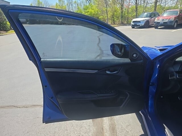 2017 Honda Civic in Marysville, OH 43040 - 18130455 13