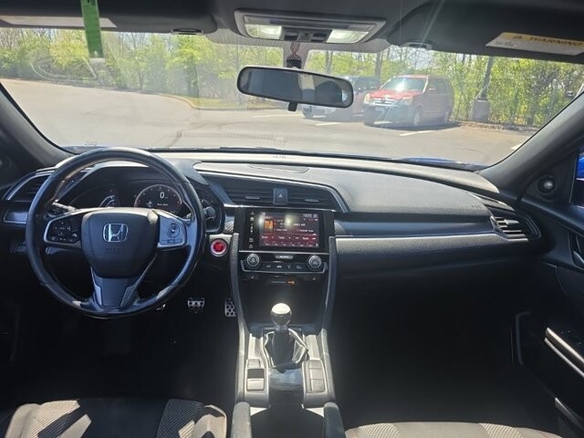 2017 Honda Civic in Marysville, OH 43040 - 18130455 30
