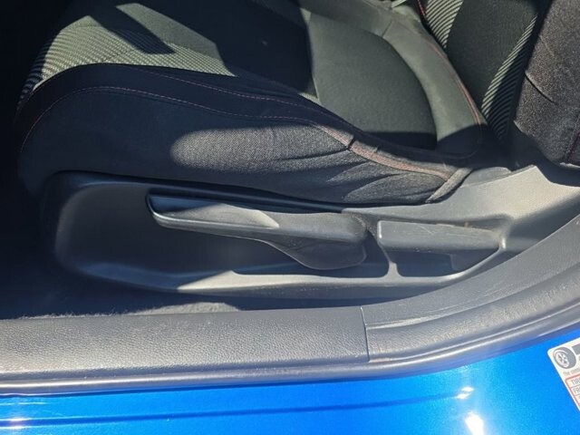 2017 Honda Civic in Marysville, OH 43040 - 18130455 17