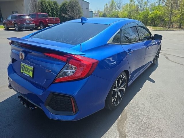 2017 Honda Civic in Marysville, OH 43040 - 18130455 9