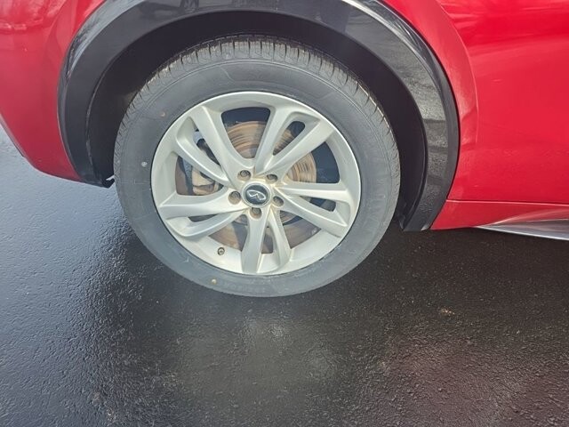 2018 INFINITI QX30 in Marysville, OH 43040 - 18130456 11