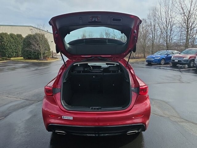 2018 INFINITI QX30 in Marysville, OH 43040 - 18130456 36