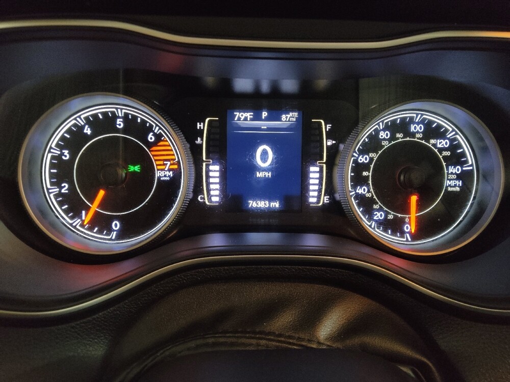 2020 Jeep Cherokee in Tulsa, OK 74145 - 18130461 23