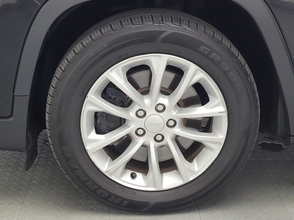 2020 Jeep Cherokee in Tulsa, OK 74145 - 18130461 31