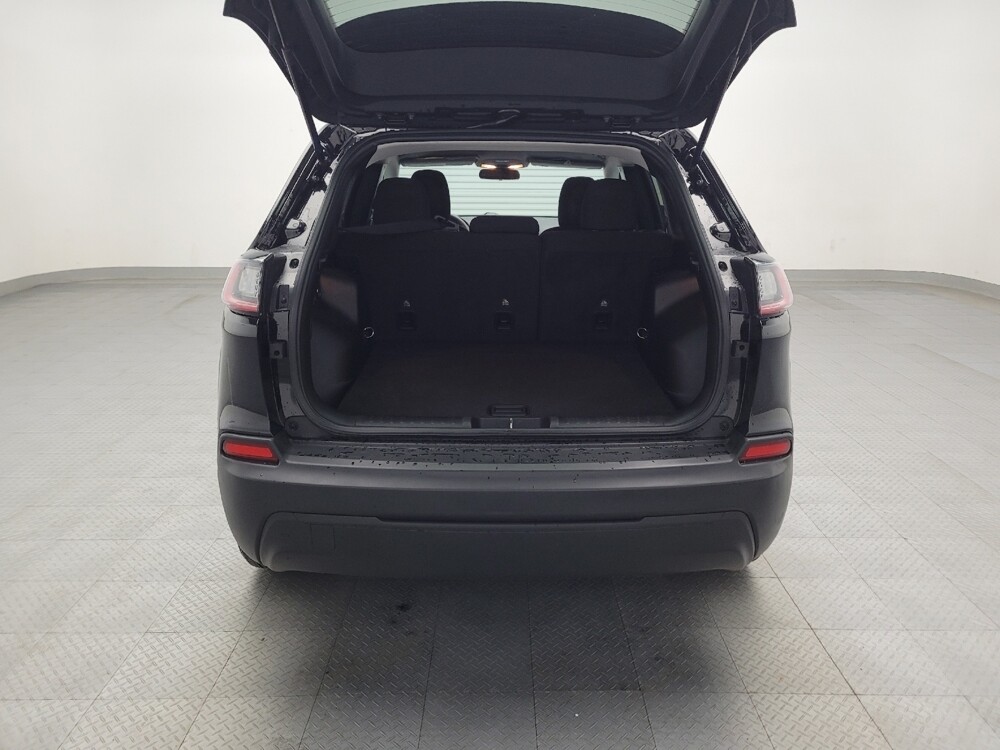 2020 Jeep Cherokee in Tulsa, OK 74145 - 18130461 29