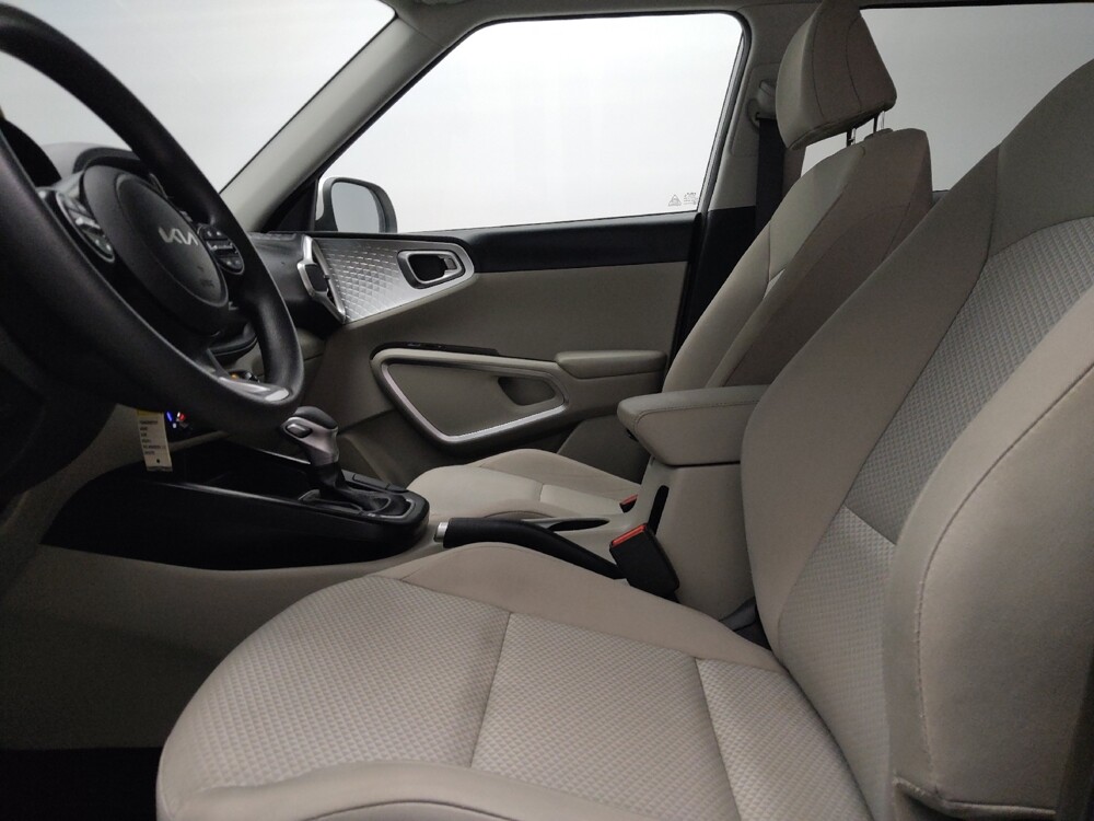 2025 Kia Soul in Tulsa, OK 74145 - 18130465 17