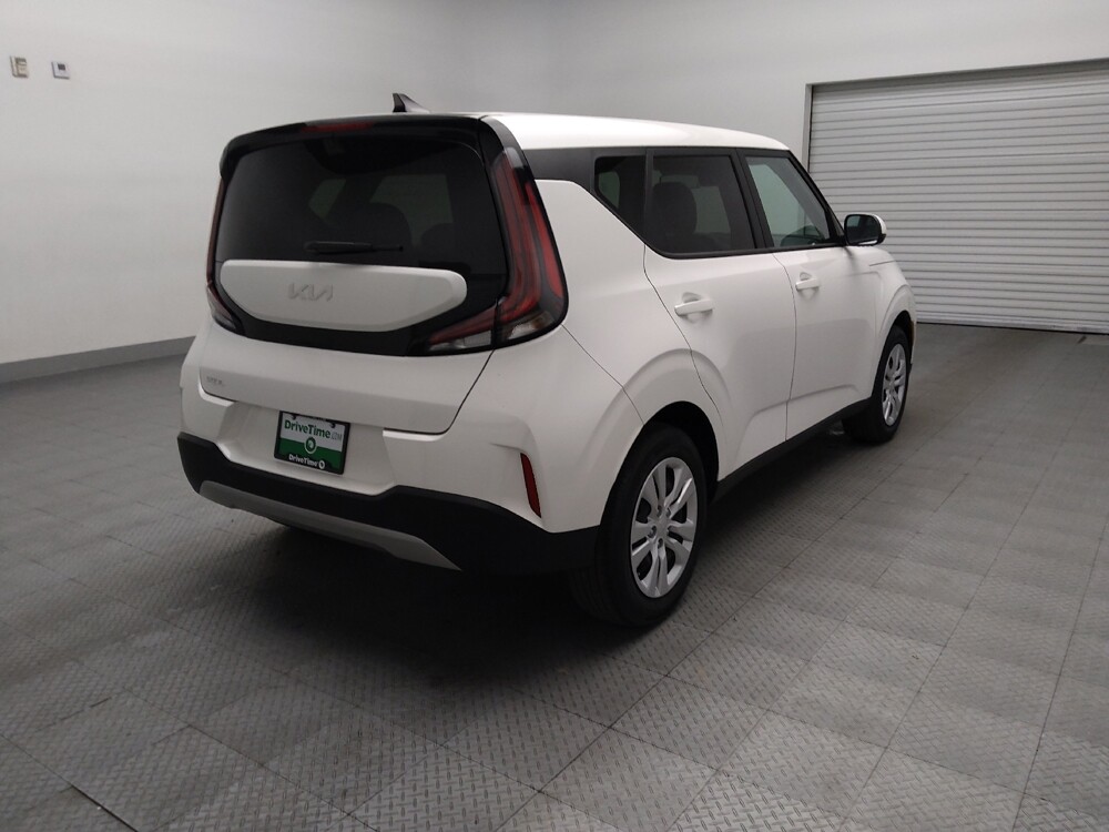 2025 Kia Soul in Tulsa, OK 74145 - 18130465 9