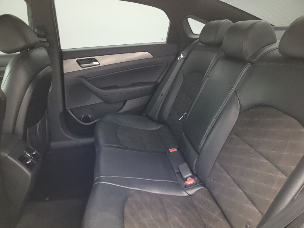 2018 Hyundai Sonata in Glendale, AZ 85301 - 18130466 18