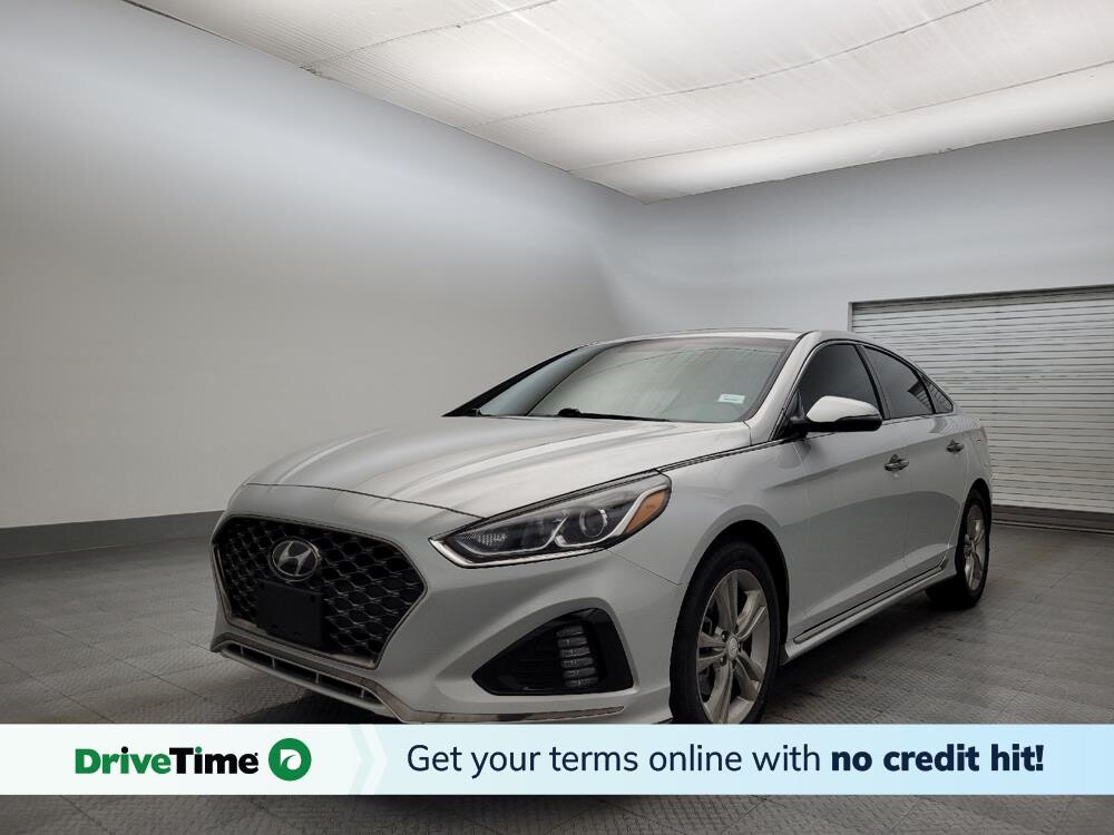 2018 Hyundai Sonata in Glendale, AZ 85301 - 18130466