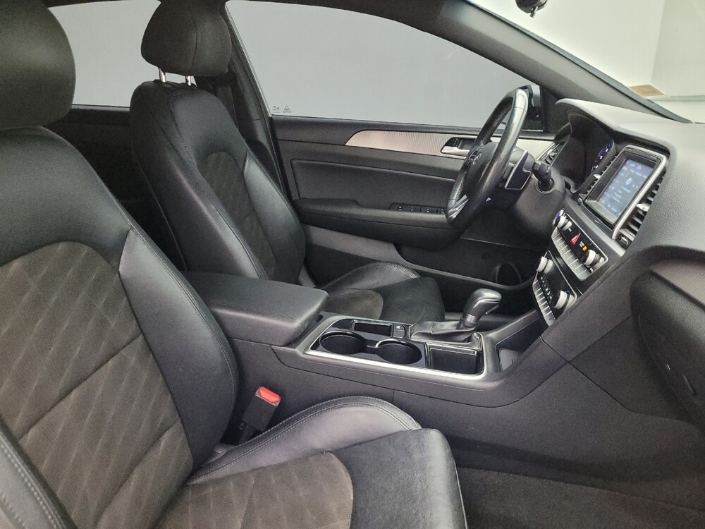 2018 Hyundai Sonata in Glendale, AZ 85301 - 18130466 21