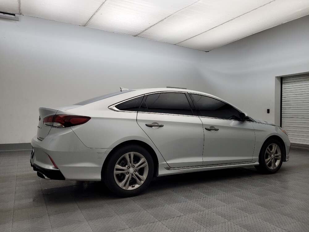 2018 Hyundai Sonata in Glendale, AZ 85301 - 18130466 10